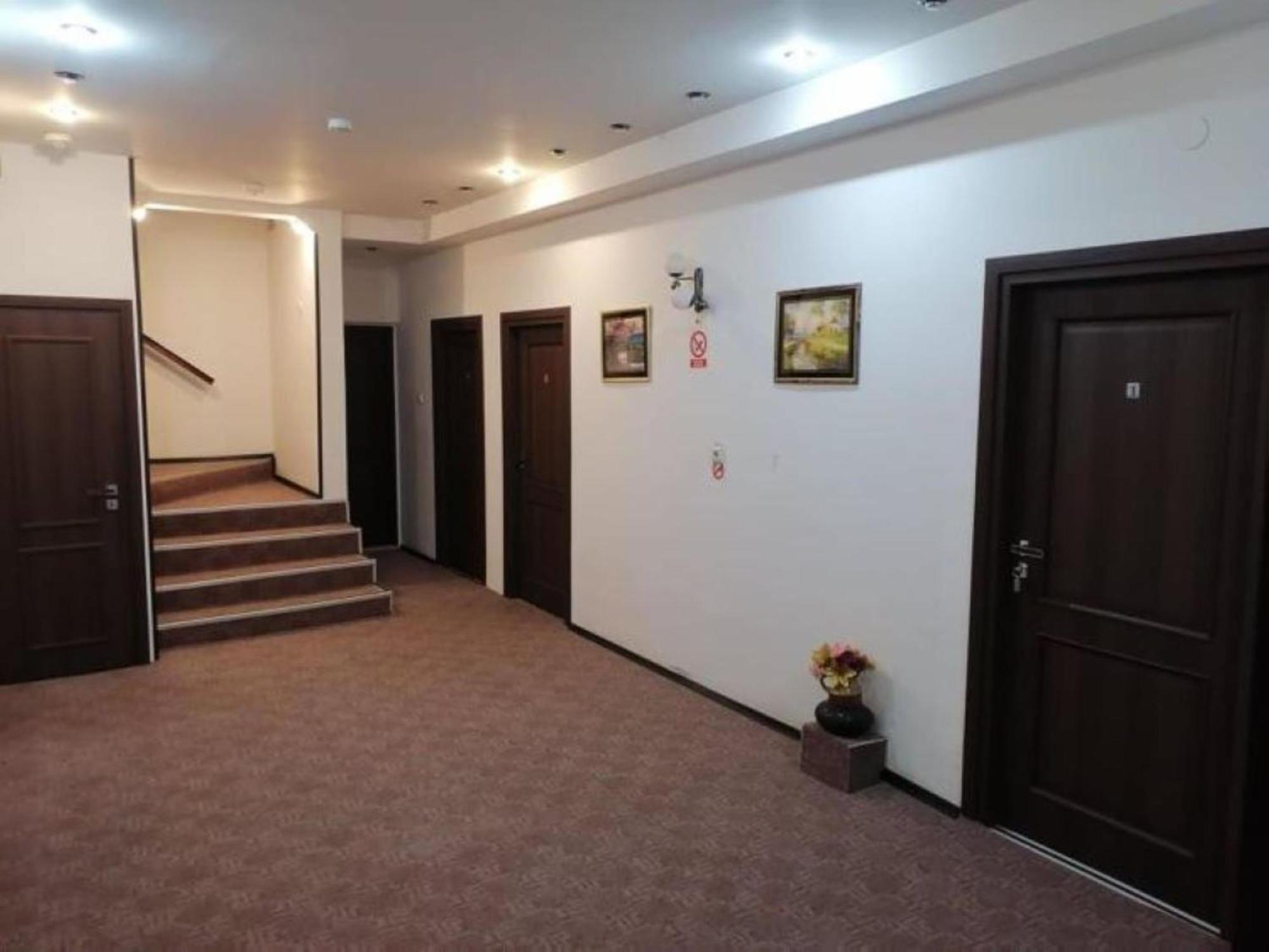 Pensiunea Millenium Sibiu With Parking - Motorcycle Friendly Travel Routes Exterior photo