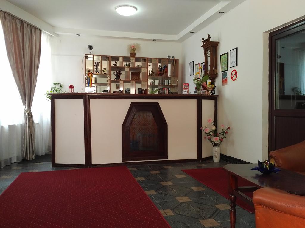 Pensiunea Millenium Sibiu With Parking - Motorcycle Friendly Travel Routes Exterior photo